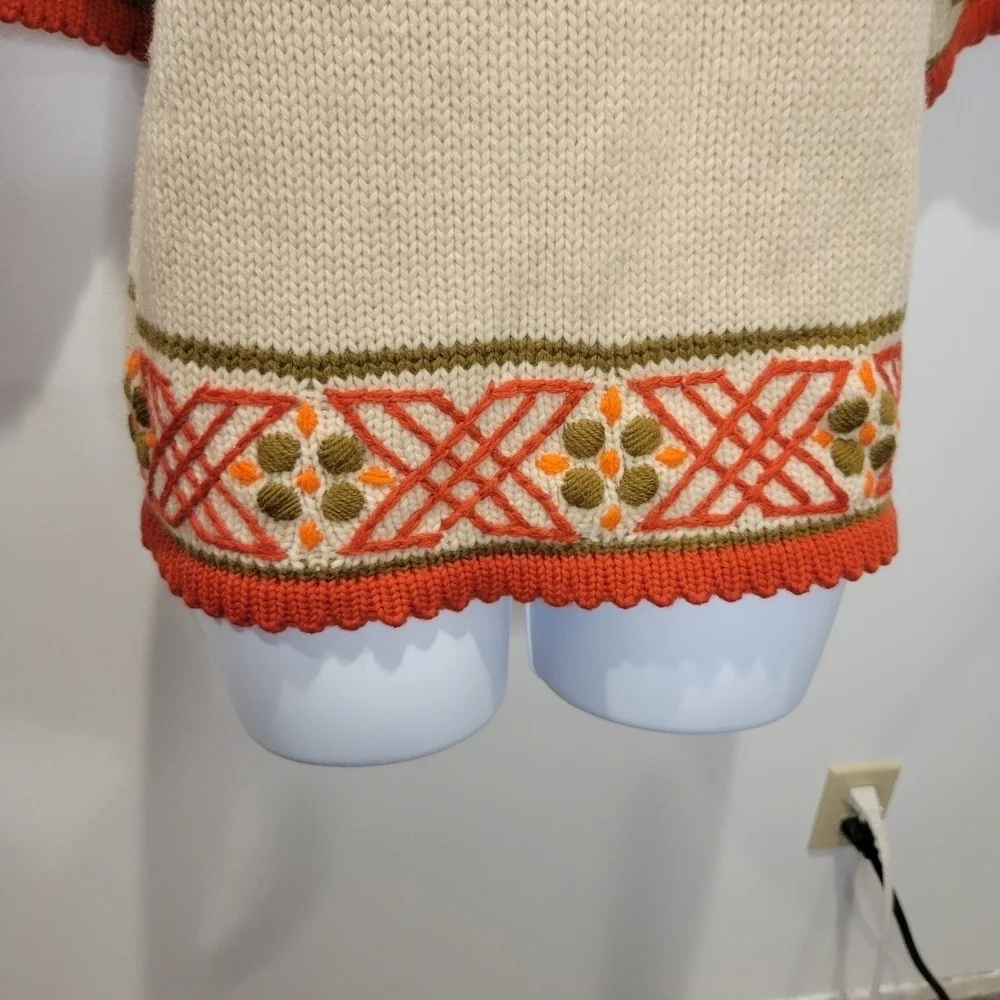 Vintage Tarnie Size M Wool Boho Pattern Sweater Small Flaw